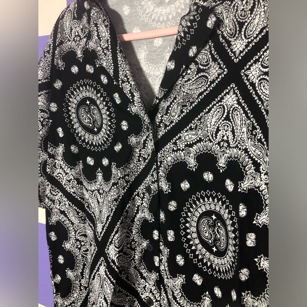 NWT ASOS Design Shirt Dress in Bandana Black and White Print - Size 2 - Picture 3 of 6